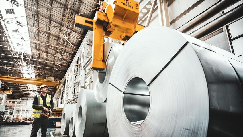 Ab 2025 will Schaeffler jährlich 100 000 Tonnen des nahezu CO2-freien, mit Wasserstoff produzierten Stahls beziehen.
Ab 2025 will Schaeffler jährlich 100 000 Tonnen des nahezu CO2-freien, mit Wasserstoff produzierten Stahls beziehen.