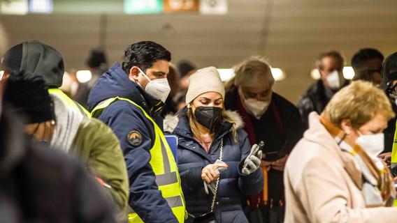 Bei 3G-Kontrolle in Nürnberg: Passanten wollen Festnahme verhindern