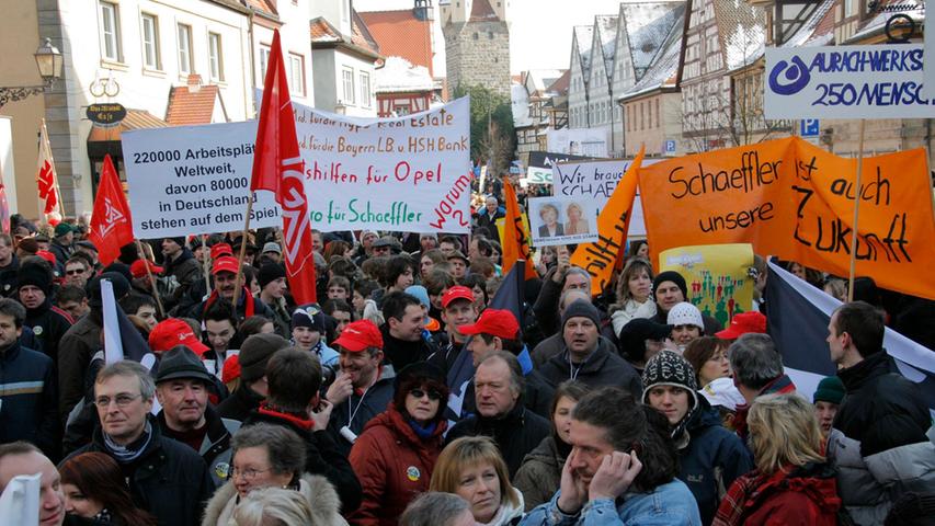 Eine weitere Perspektive auf die Schaeffler-Demo von 2009. 