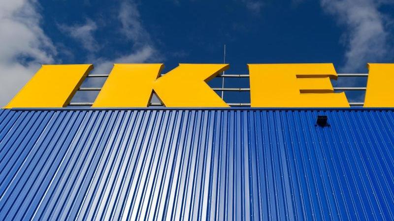 Ob und wann ein Ikea-Standort in Nürnberg kommt ist unklar. Mit der Verlängerung der Buslinie 44 könnte ein Möbelhaus künftig erschlossen werden. Ob und wann ein Ikea-Standort in Nürnberg kommt ist unklar. Mit der Verlängerung der Buslinie 44 könnte ein Möbelhaus künftig erschlossen werden.