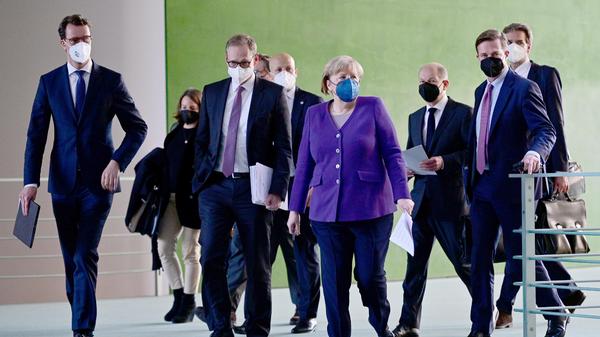 KINA - F÷r Ungeimpfte wird der Alltag schwieriger