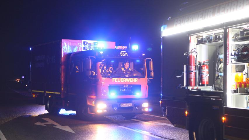 Nachdem die Unfallaufnahme durch eine Streifenbesatzung der Polizeiinspektion Ansbach vor Ort erfolgt war, konnte der 80-Jährige seine Fahrt fortsetzen und wieder auf die Bundesstraße auffahren.