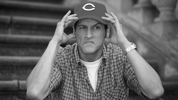 Er brachte Menschen in ganz Deutschland über Jahrzehnte zum Lachen – nun ist die Stimme viel zu früh für immer verstummt: Mit nur 52 Jahren ist Comedian Mirco Nontschew verstorben. Bis vor kurzem noch war der Komiker auf Amazon Prime in dem Format "LOL - Last One Laughing" zu sehen.