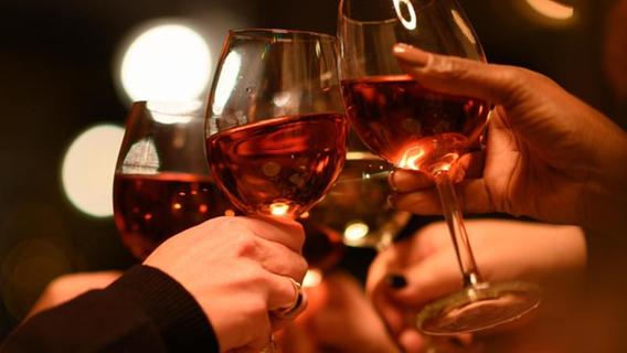 Studie zeigt: Konsum von Rotwein unterstützt beim Abnehmen