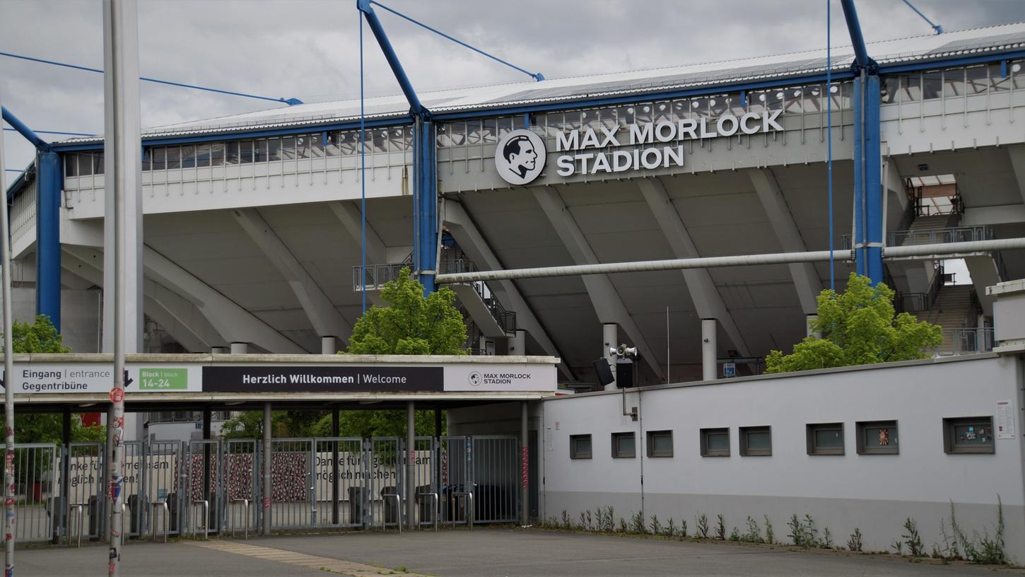 Der Eingang zum Max-Morlock-Stadion.