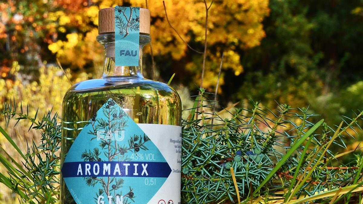 Den FAU-'Aromatix'-Gin gibt es beim Aromagarten- und Schlossgartenfest.   