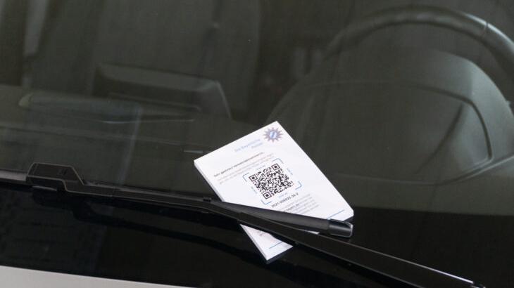 Die Höhe des Bußgeldes erfahren Verkehrssünder künftig erst nach dem Einscannen des QR-Codes. Die Höhe des Bußgeldes erfahren Verkehrssünder künftig erst nach dem Einscannen des QR-Codes.