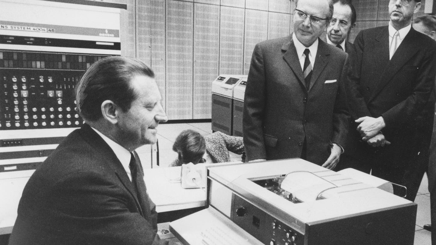 21. Dezember 1971: Steuerbescheid Sekundensache 21. Dezember 1971: Steuerbescheid Sekundensache