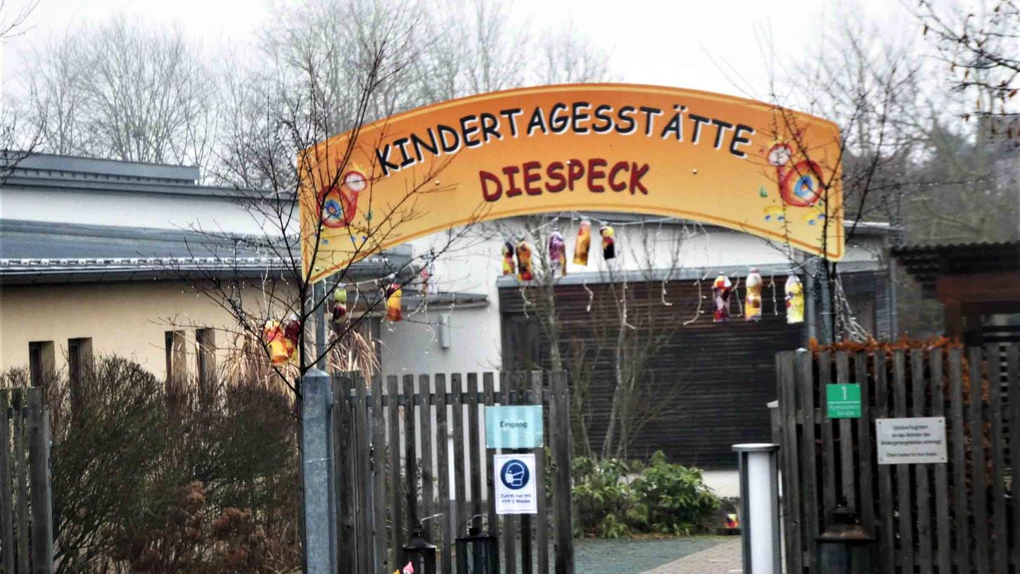 Der Familienstützpunkt für die Region „Neustadt a.d.Aisch-Aischgrund“ ist künftig die Kindertagesstätte Diespeck. Der Familienstützpunkt für die Region „Neustadt a.d.Aisch-Aischgrund“ ist künftig die Kindertagesstätte Diespeck.