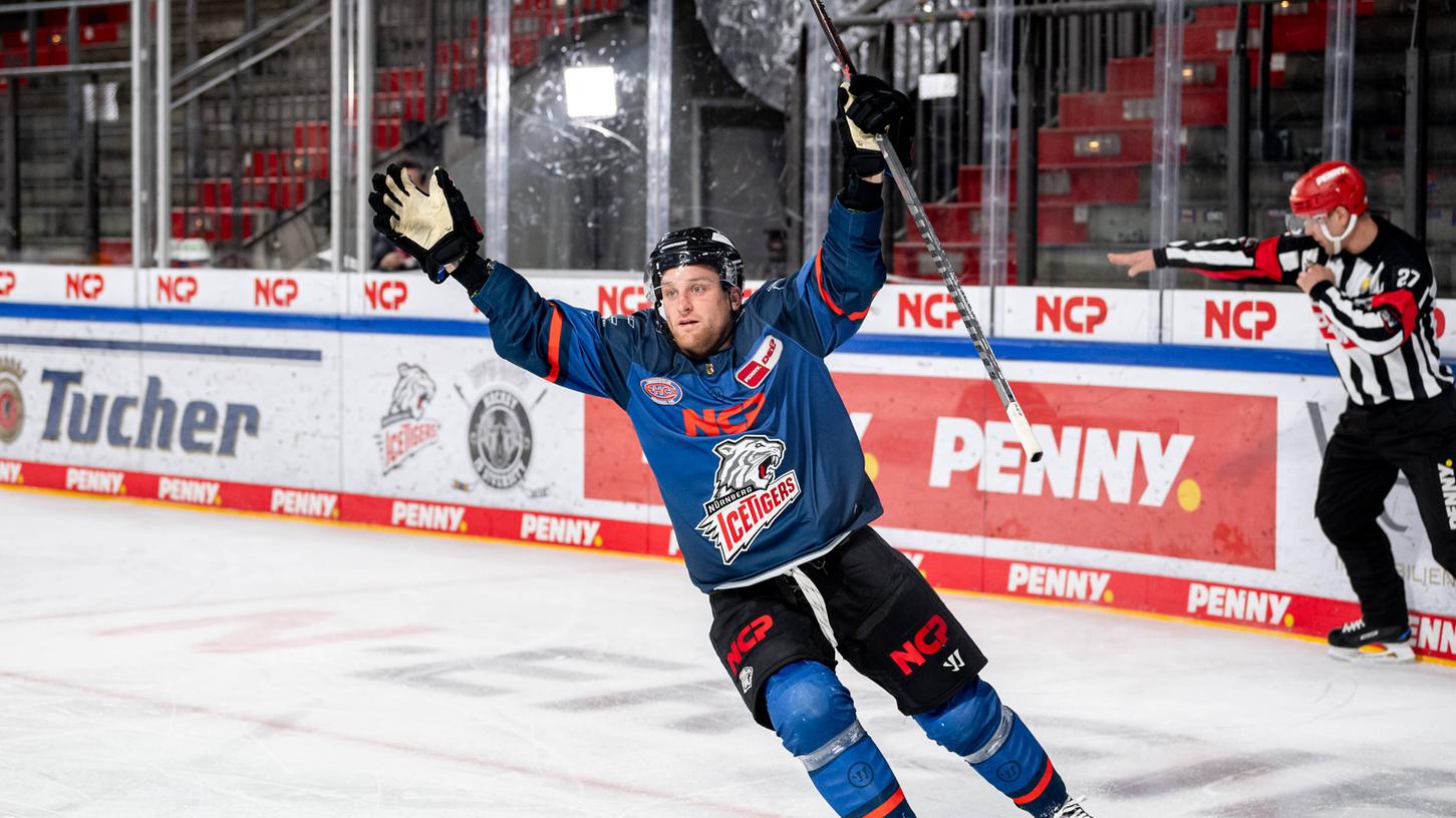 In Nürnberg, in Bremerhaven: In den jüngsten zwei Spielen hat Dane Fox fünf Treffer erzielt - alle gegen die Fischtown Pinguins.
In Nürnberg, in Bremerhaven: In den jüngsten zwei Spielen hat Dane Fox fünf Treffer erzielt - alle gegen die Fischtown Pinguins.