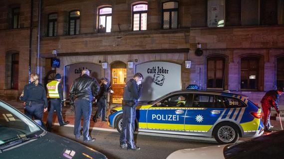 Streit eskaliert: USK rückt in Fürth aus - Pfefferspray im Einsatz