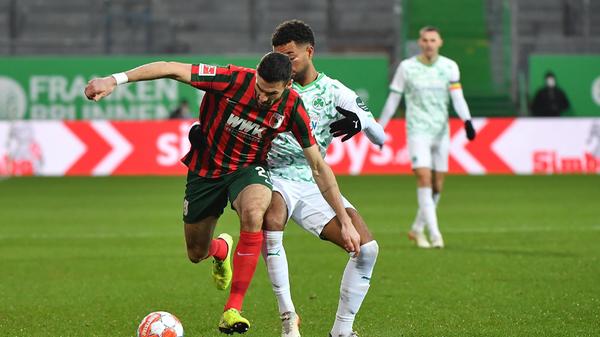Kam nur schwer ins Spiel, schoss einige schwache Standards und hatte zur Pause eine Passquote von 20 Prozent. Fing sich im zweiten Durchgang, konnte dem Spiel aber nicht seinen Stempel aufdrücken. Deshalb vorzeitig ausgewechselt.