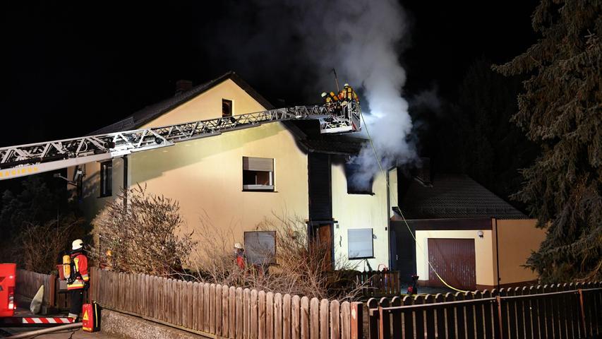 Wohnungsbrand in Neumarkt: Die Bewohnerin stirbt