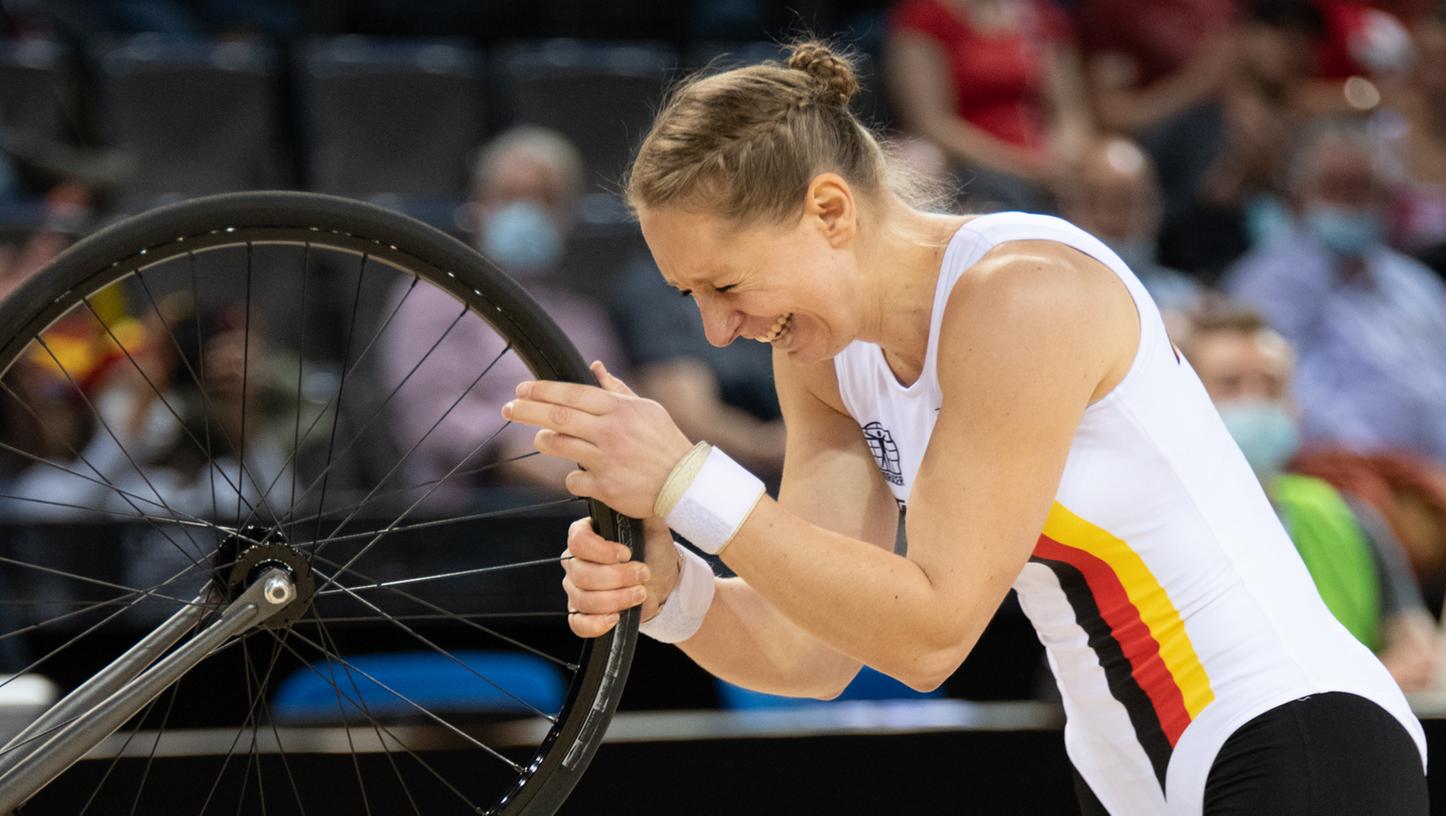 Der perfekte Abschluss: bei der Heim-WM in Stuttgart im Herbst holte Milena Slupina ihren dritten Titel. Nun hat sie ihre Karriere offiziell beendet. Der perfekte Abschluss: bei der Heim-WM in Stuttgart im Herbst holte Milena Slupina ihren dritten Titel. Nun hat sie ihre Karriere offiziell beendet.