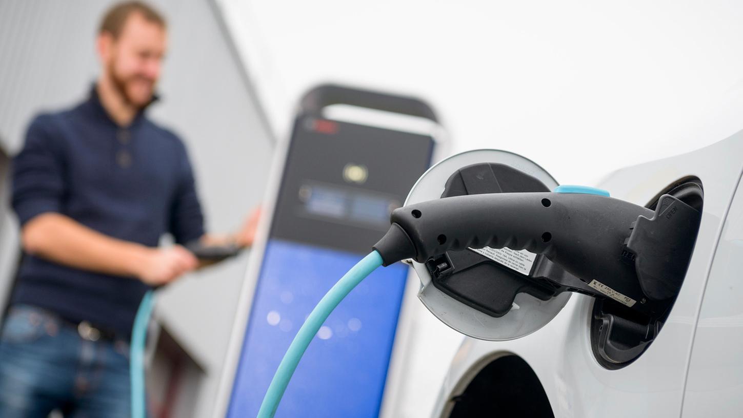 Auch die Besitzer von Elektroautos können sich ihre CO2-Ersparnis zertifizieren lassen und weiterverkaufen. Auch die Besitzer von Elektroautos können sich ihre CO2-Ersparnis zertifizieren lassen und weiterverkaufen.
