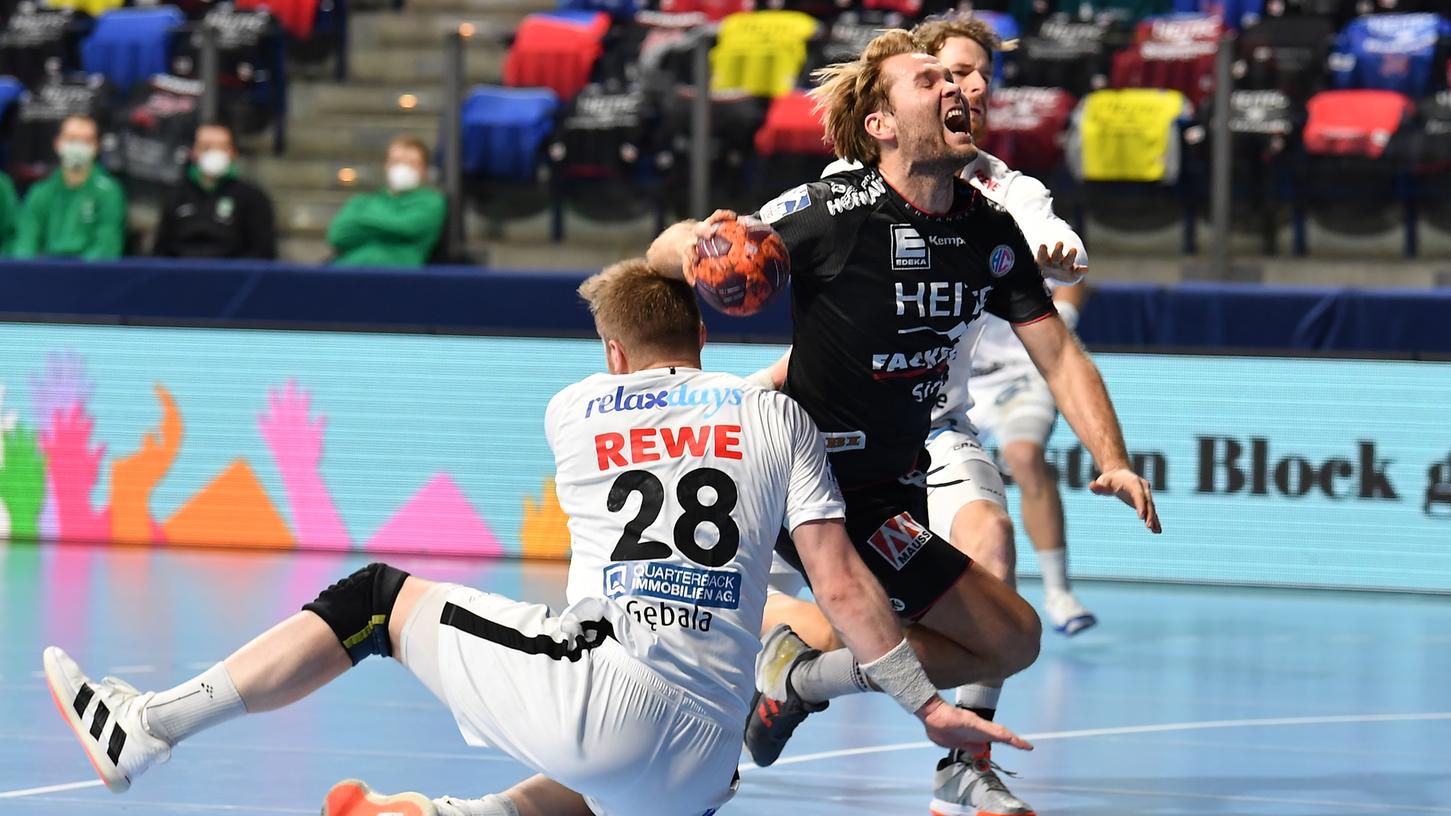 Im Duell zweier defensivstarker Teams dürfte es auch für Erlangens Petter Overby in Leipzig eine harte Auseinandersetzung werden.
Im Duell zweier defensivstarker Teams dürfte es auch für Erlangens Petter Overby in Leipzig eine harte Auseinandersetzung werden.
