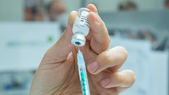 Nebenwirkungen der Impfung: Diese Bilanz ziehen Experten nach einem Jahr
