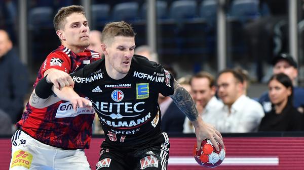 In der vergangenen Saison sah es kurzzeitig so aus, als könnte Hampus Olsson sogar Johannes Sellin verdrängen aus Rechtsaußen. Auch in dieser Spielzeit bekam er von Michael Haaß seine Chancen, wirklich durchsetzen konnte er sich aber nicht, unter anderem weil sein Positionskollege in der Abwehr einfach griffiger ist.