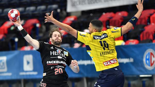 Dass Nico Büdel in diesem Jahr Vater geworden ist, muss zusätzliche Kräfte freigesetzt haben. Anders ist es nicht zu erklären, dass er direkt nach einer Verletzung mit anschließender Operation am Ende der letzten Spielzeit so stark zurückgekommen ist. Gerade seine Spielsteuerung unterlag immer wieder Schwankungen, allerdings war das auch wenig verwunderlich, nachdem er lange Zeit die einzige echte Option als Mittelmann war und gleichzeitig in der Deckung seine Knochen hinhielt.