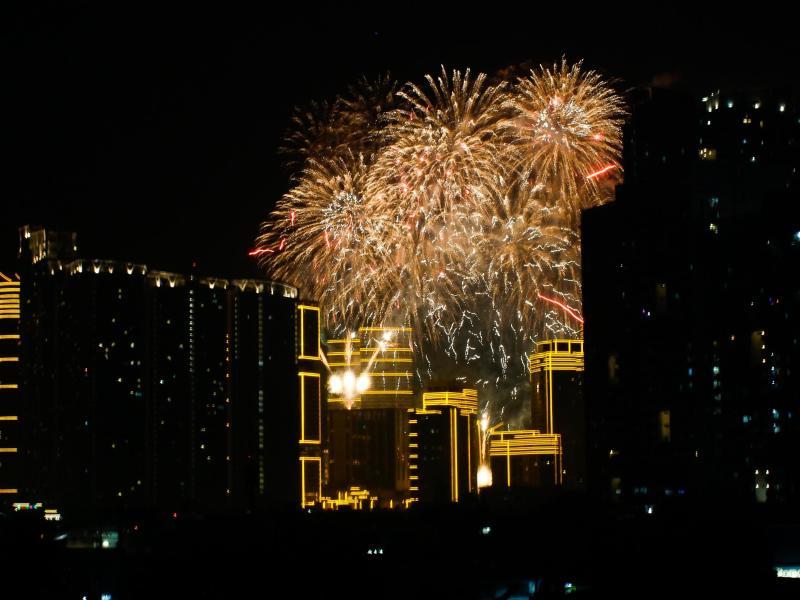Auch auf den Philippinen wird der Start ins neue Jahr mit einem Feuerwerk gefeiert.