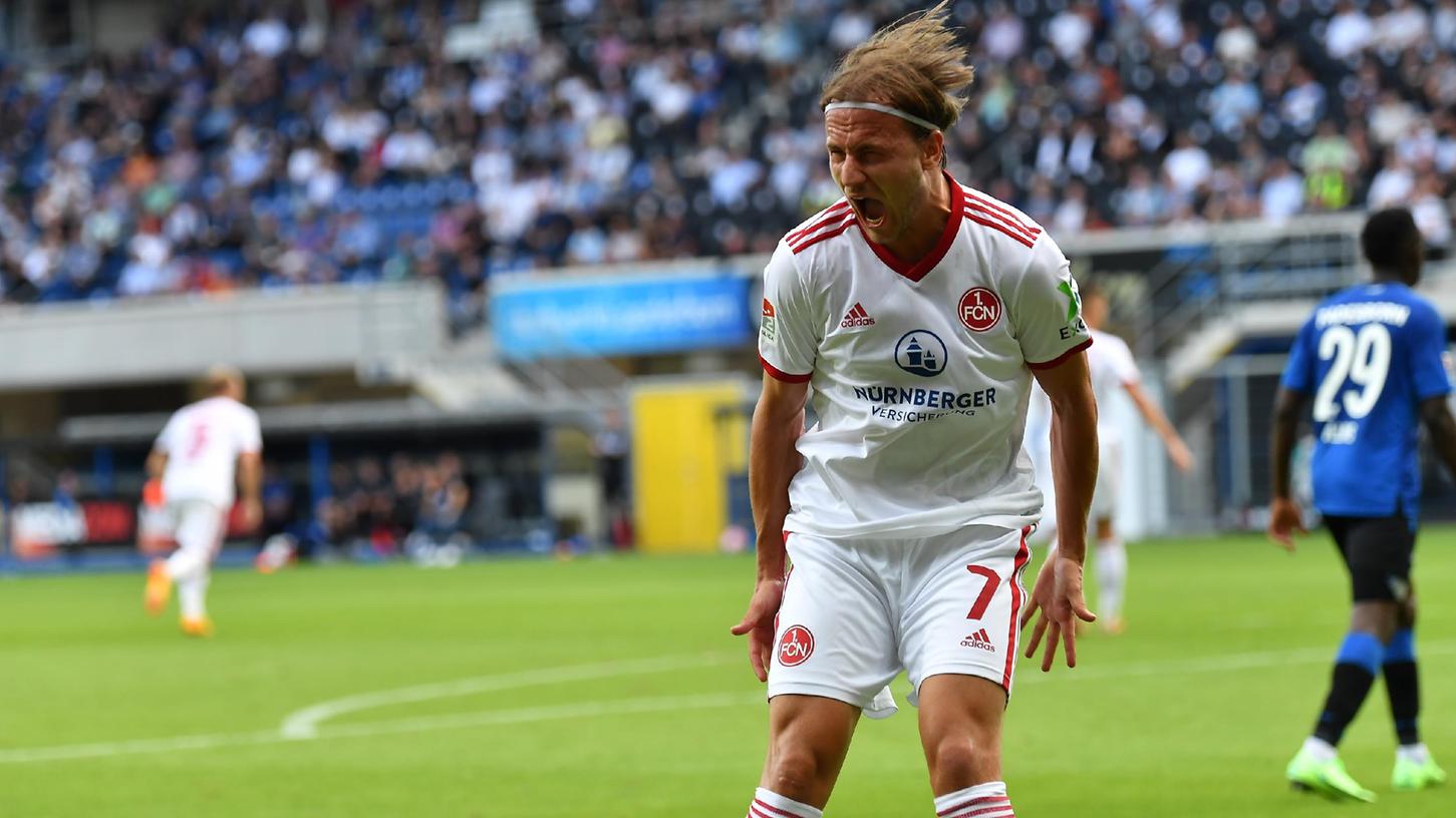 Es wurde auch Zeit: Felix Lohkemper ist zurück im Mannschaftstraining.