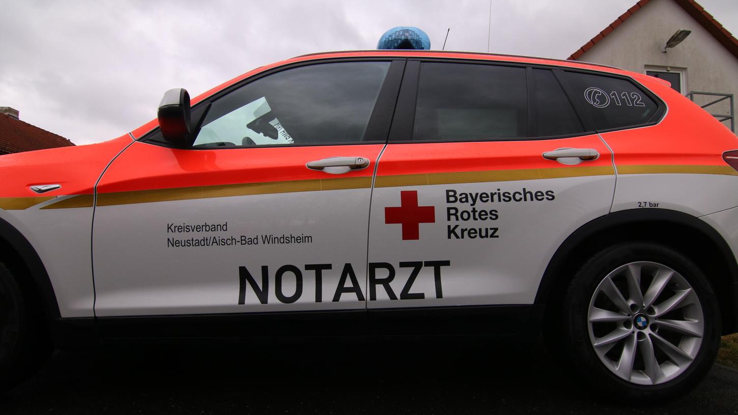 In der Frage der künftigen Notarzt-Standorte ist noch nichts entschieden. Landrat Helmut Weiß kündigt weitere Gespräche an.
In der Frage der künftigen Notarzt-Standorte ist noch nichts entschieden. Landrat Helmut Weiß kündigt weitere Gespräche an.