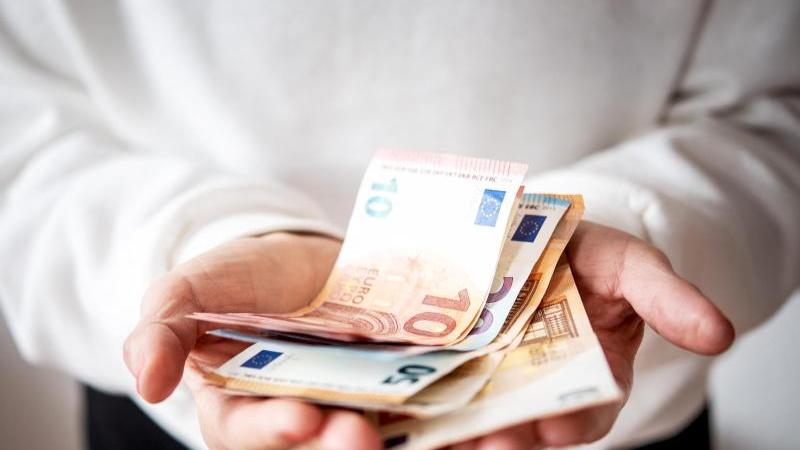 Vermögen aufbauen - so geht Geld ansparen fast nebenbei