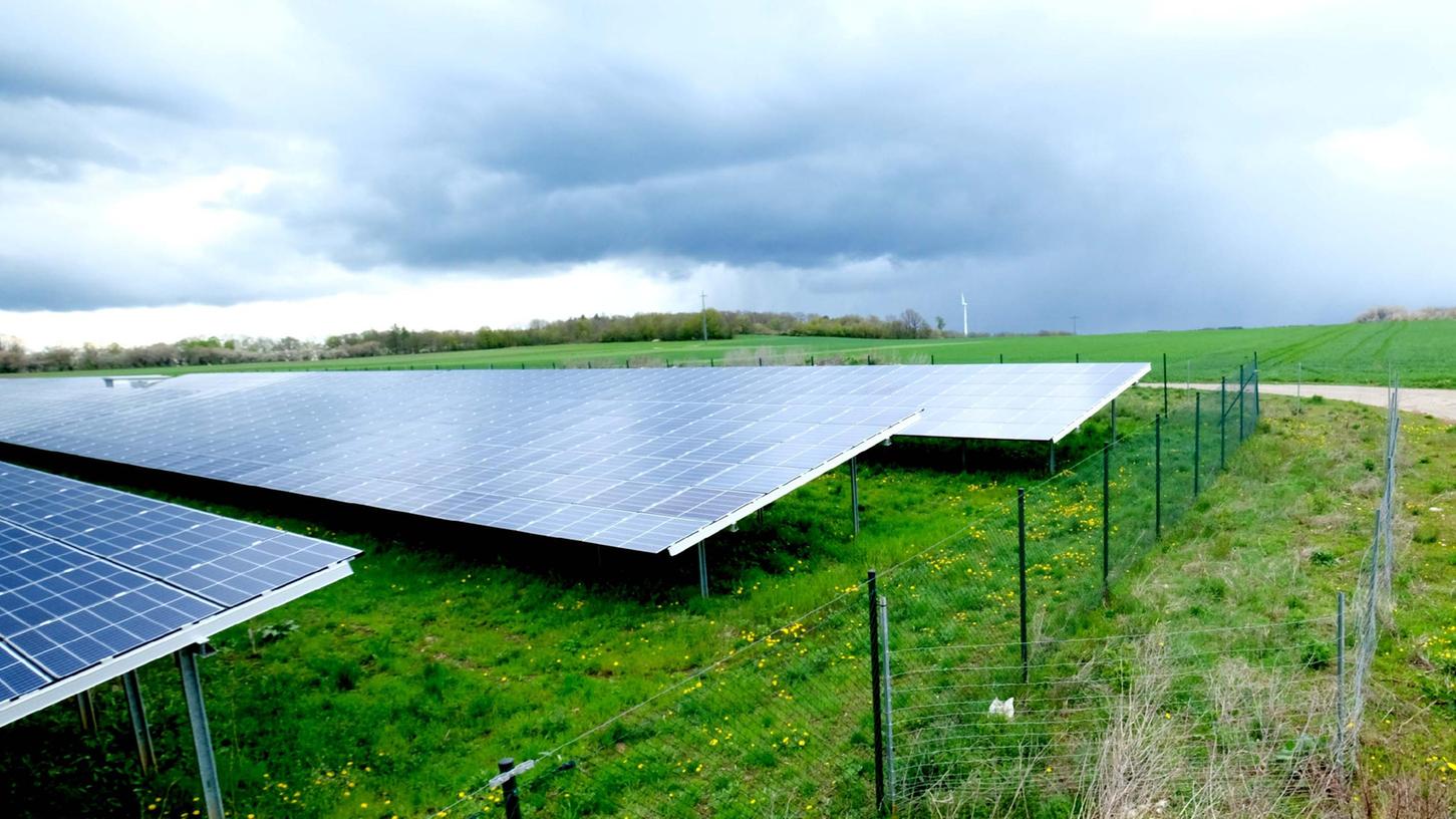 Über den Bau einer Photovoltaikanlage - hier ein Foto vom Solarpark Walkersbrunn - haben die Weilersbacher nachgedacht.