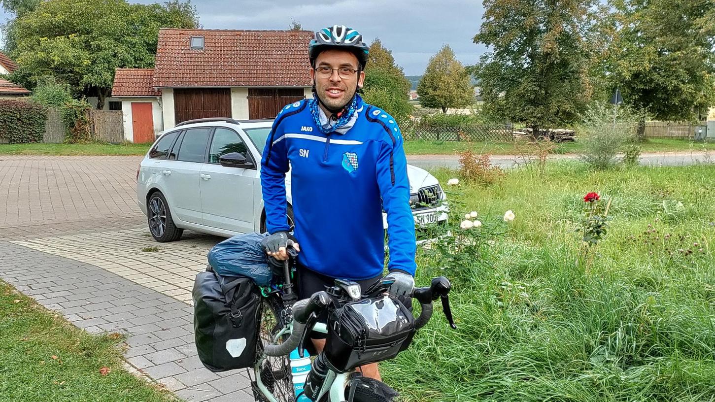 Stefan Neumüller aus Burgsalach ist von seinem Heimatort gut 4000 Kilometer bis nach Zypern geradelt. Stefan Neumüller aus Burgsalach ist von seinem Heimatort gut 4000 Kilometer bis nach Zypern geradelt.