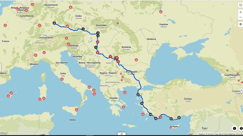 Stefan Neumüller aus Burgsalach ist von seinem Heimatort gut 4000 Kilometer bis nach Zypern geradelt. Die gesamte Route. Stefan Neumüller aus Burgsalach ist von seinem Heimatort gut 4000 Kilometer bis nach Zypern geradelt. Die gesamte Route.