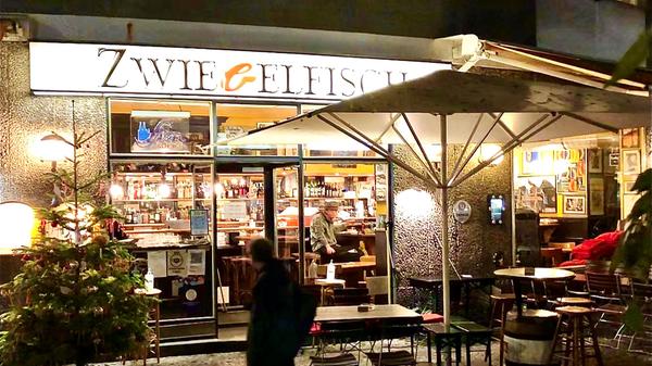 Die Kultkneipe "Zwiebelfisch" in Charlottenburg.