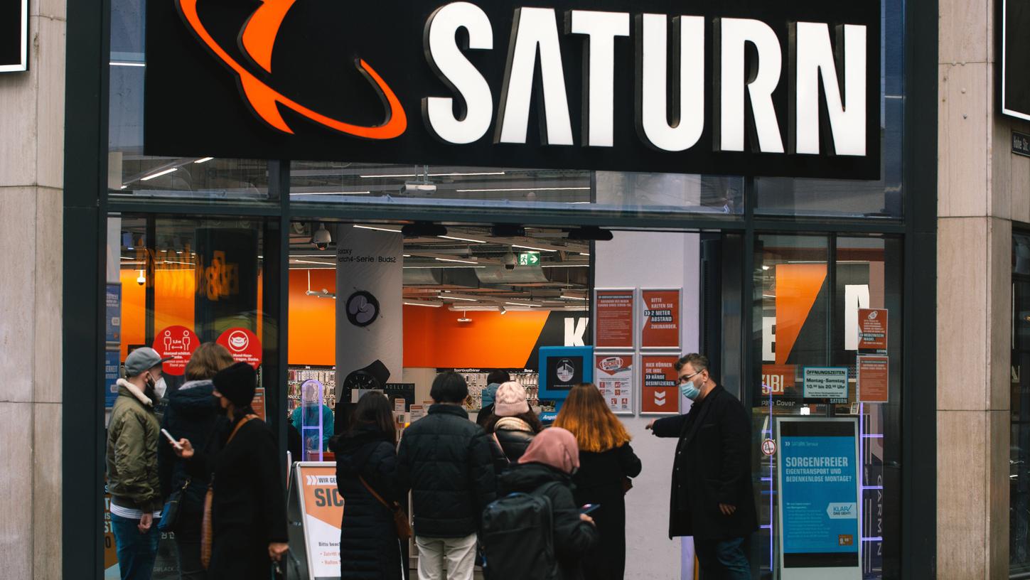 Testballon: Einige Märkte des Elektronikhändlers Media Markt - Saturn in Bayern haben die 2G-Regel ausgesetzt.