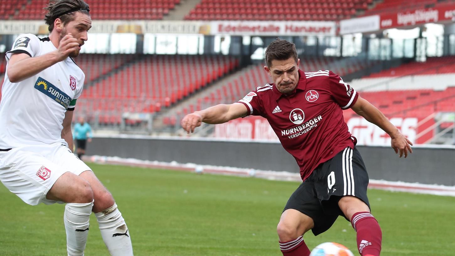 Eigenwerbung gegen Aue, Eigenwerbung gegen Halle: Nikola Dovedan traf auch im einzigen Testspiel.
Eigenwerbung gegen Aue, Eigenwerbung gegen Halle: Nikola Dovedan traf auch im einzigen Testspiel.