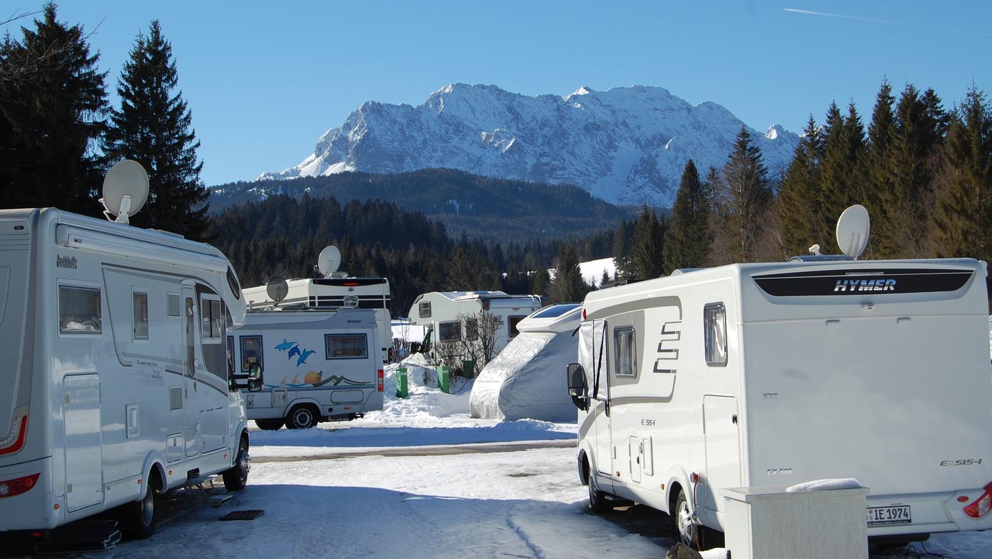Viele Campingplätze sind auch im Winter gut belegt. Es lohnt sich, rechtzeitig zu reservieren.