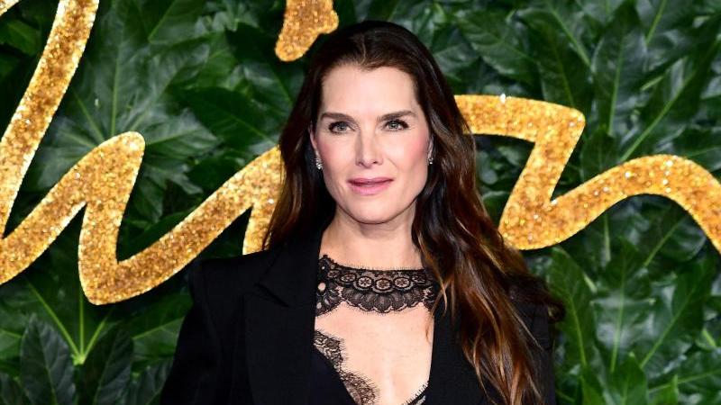 Brooke Shields bei den Fashion Awards 2018 in London. Brooke Shields bei den Fashion Awards 2018 in London.