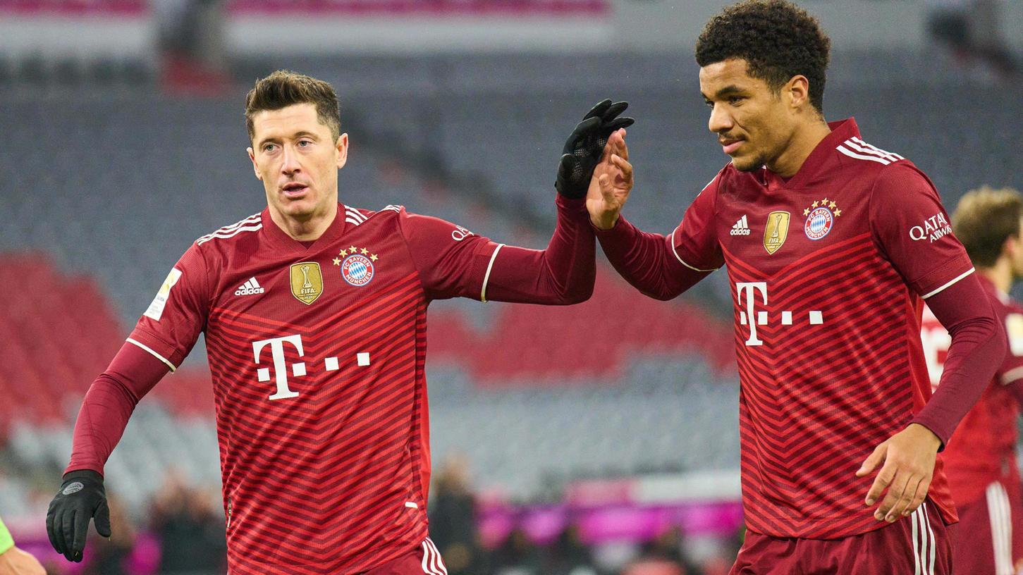 Jubel mit dem Weltfußballer: Malik Tillman (re.) und Robert Lewandowski nach dem 1:0 gegen Mönchengladbach.
Jubel mit dem Weltfußballer: Malik Tillman (re.) und Robert Lewandowski nach dem 1:0 gegen Mönchengladbach.