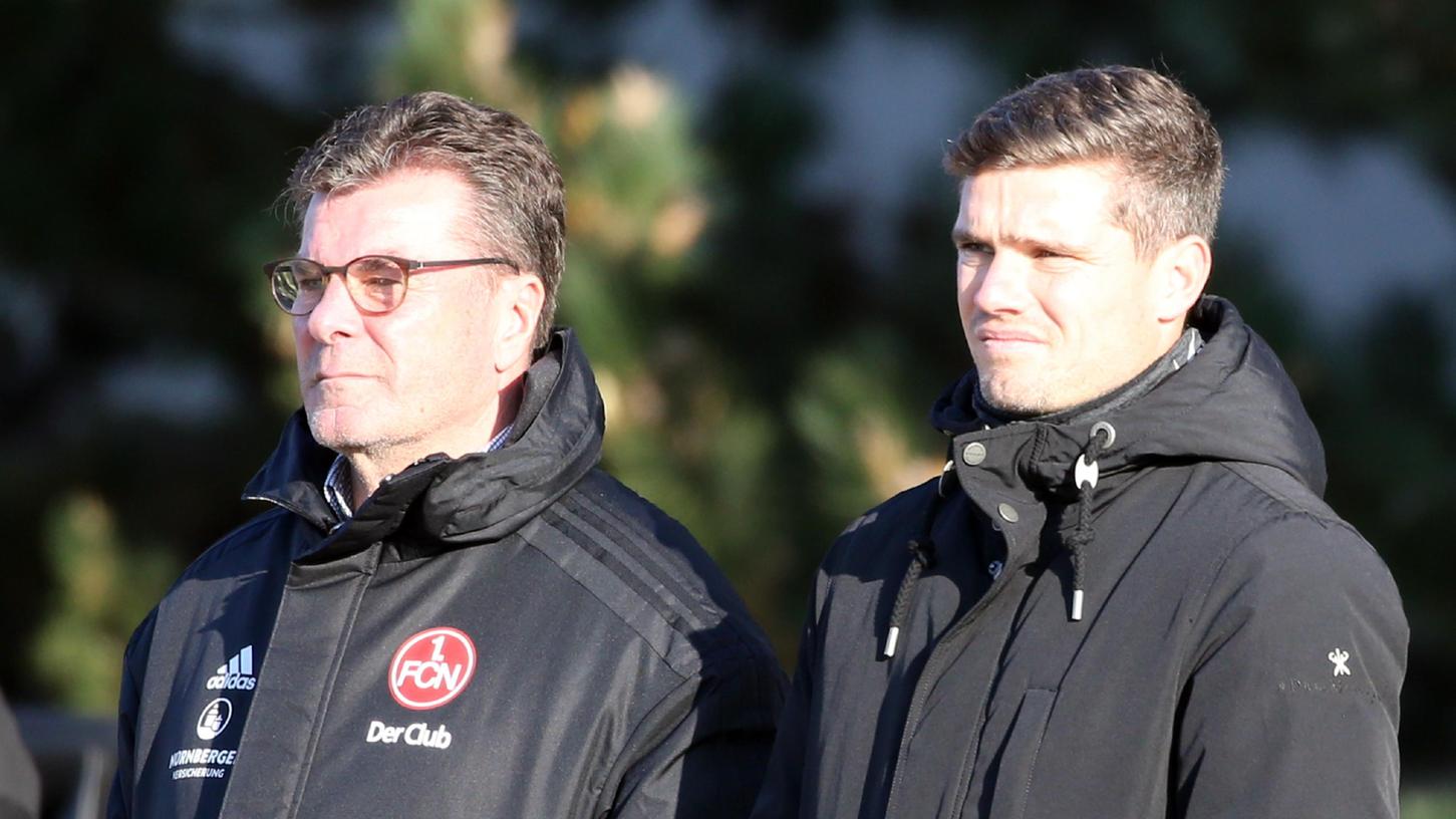 Freuen sich über den ersten Zugang für die neue Saison: Sportvorstand Dieter Hecking (l.) und Trainer Robert Klauß halten offenbar sehr viel von Shawn Blum.  