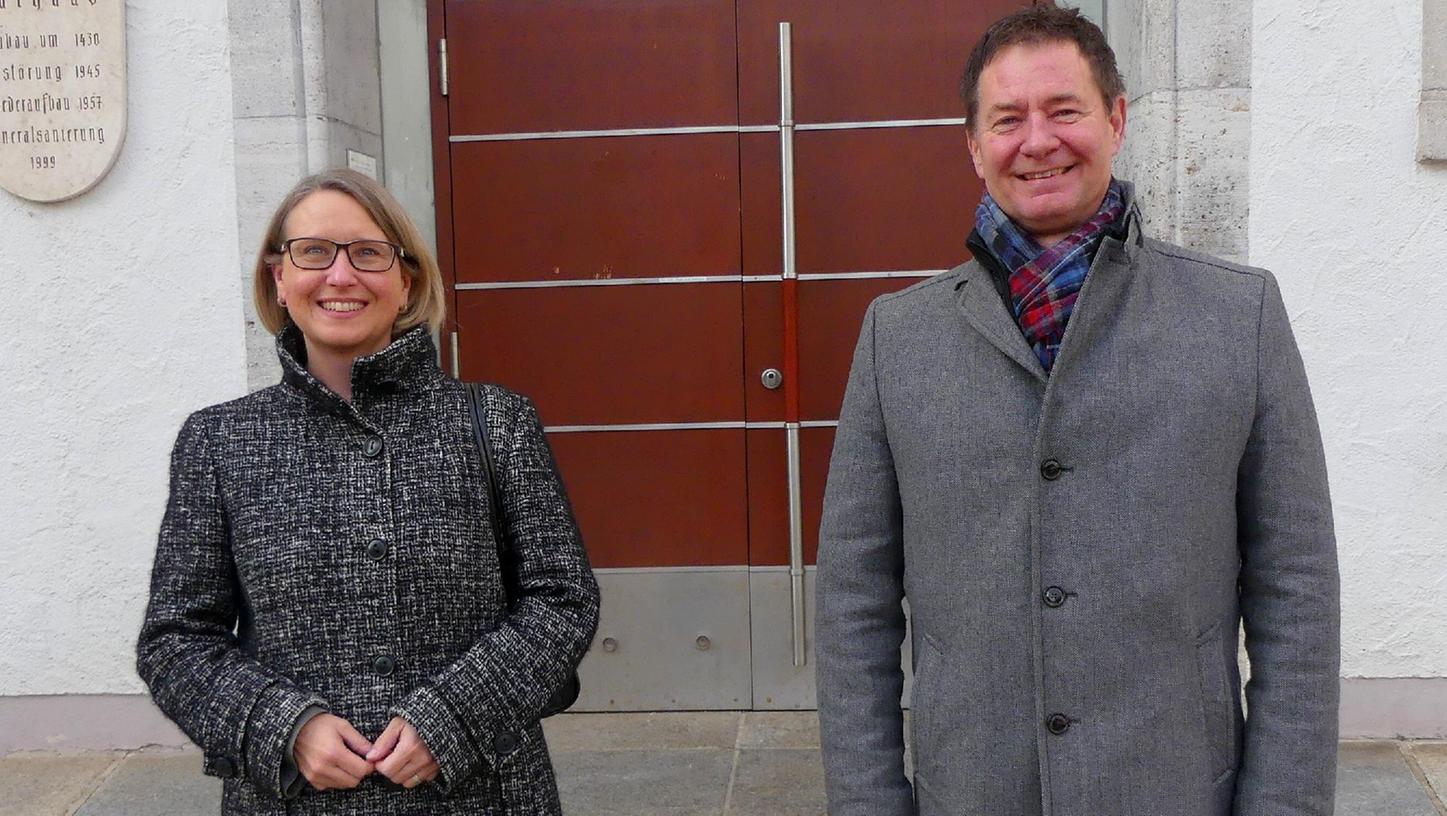 Oberbürgermeister Thomas Thumann hat die neugewählte Bundestagsabgeordnete Susanne Hierl im Neumarkter Rathaus empfangen.