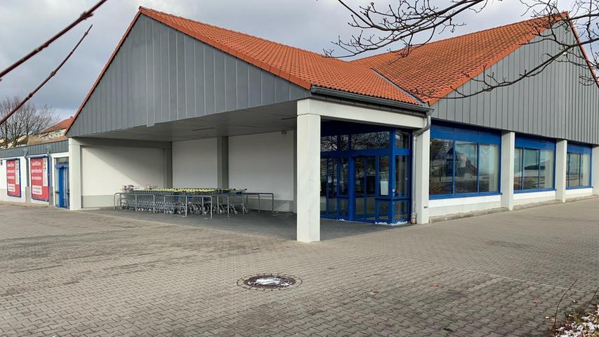 Autoteilelager und Verkaufsraum: der ehemalige Lidl-Markt in der Weißenburger Straße.

