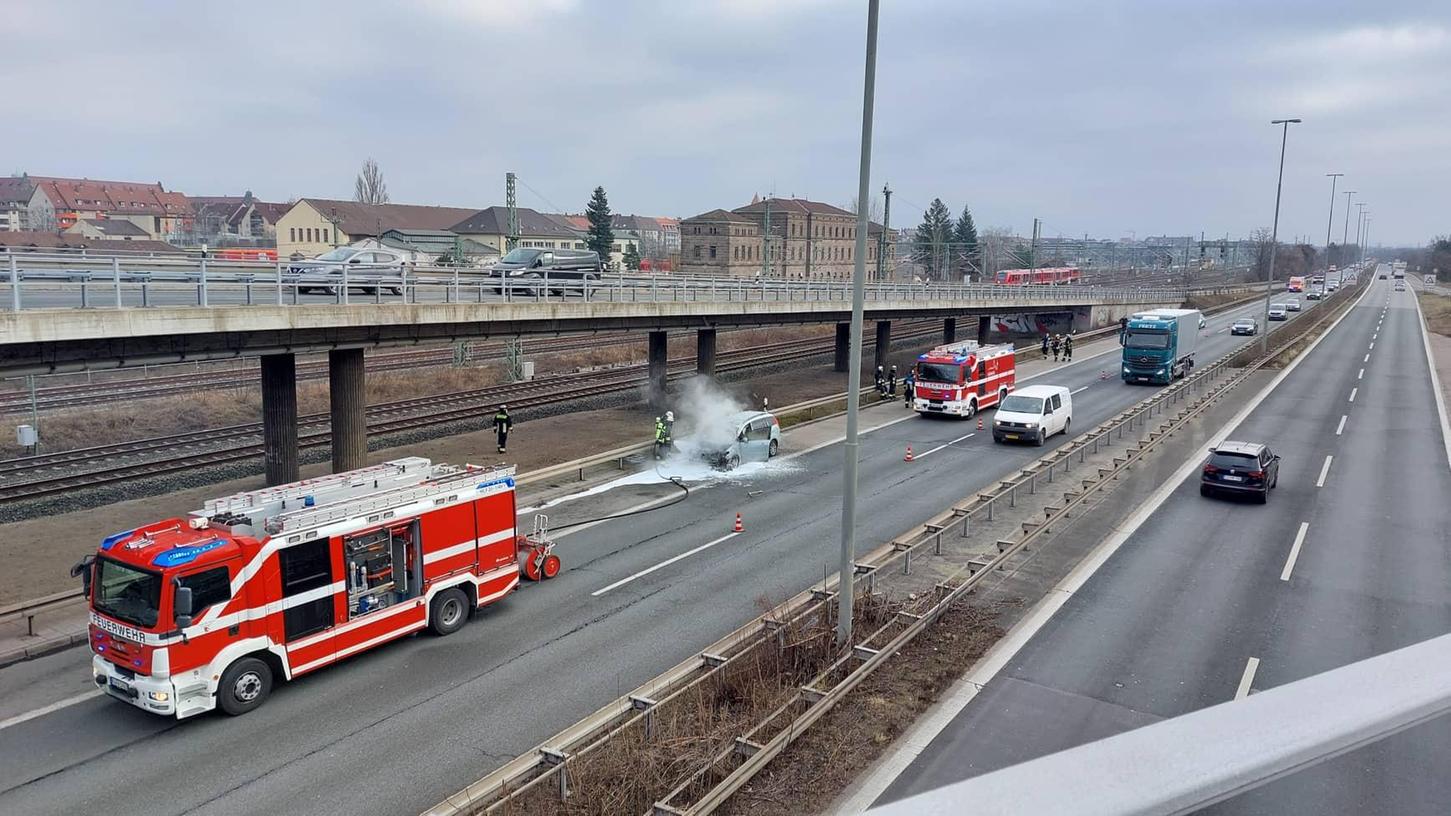 Den Einsatzkräften der Feuerwehr gelang es, das Feuer zu löschen.