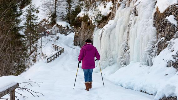 Unsere besten Tipps für Trips durch den Schnee auf warme Berghütten in Oberbayern