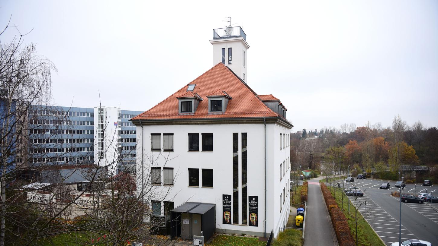 Standort Uferstadt: Das alte Grundig-Direktionsgebäude beherbergt seit 2001 das Rundfunkmuseum. Mit neuem Konzept und gründlich saniert soll es ein Publikum aus der ganzen Bundesrepublik nach Fürth locken. 