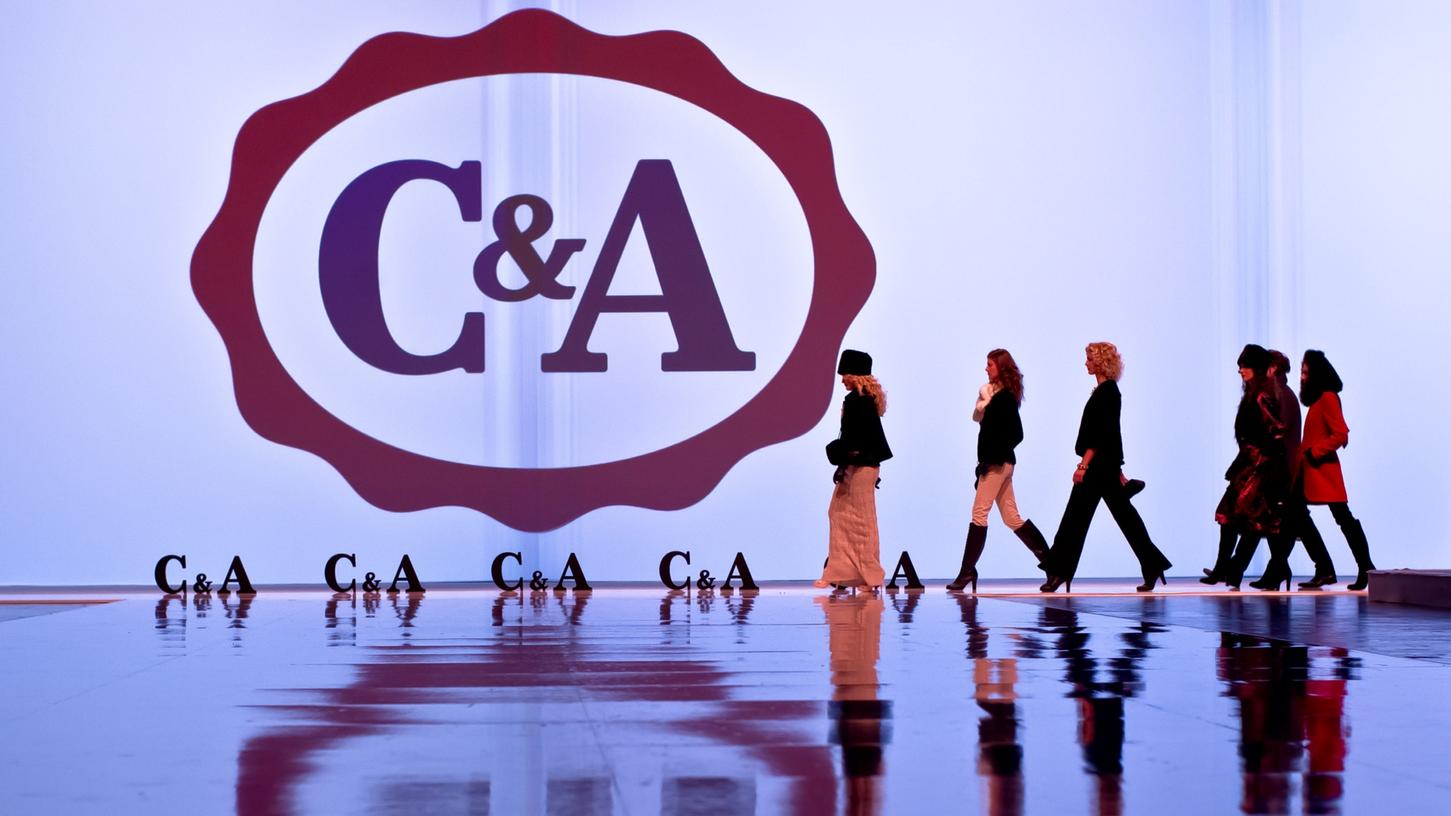 Wird das Bekleidungsunternehmen C&A demnächst von den Chinesen übernommen?