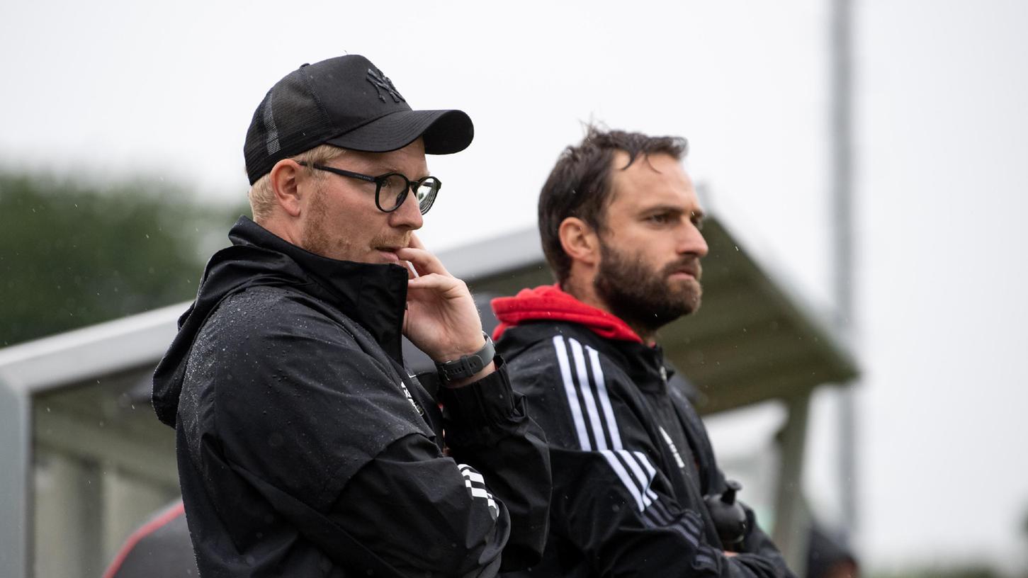 Gehen nach der Saison getrennte Wege: Reiner Großberger (links) verlässt den SC Großschwarzenlohe, Florian Bauer bleibt.
Gehen nach der Saison getrennte Wege: Reiner Großberger (links) verlässt den SC Großschwarzenlohe, Florian Bauer bleibt.