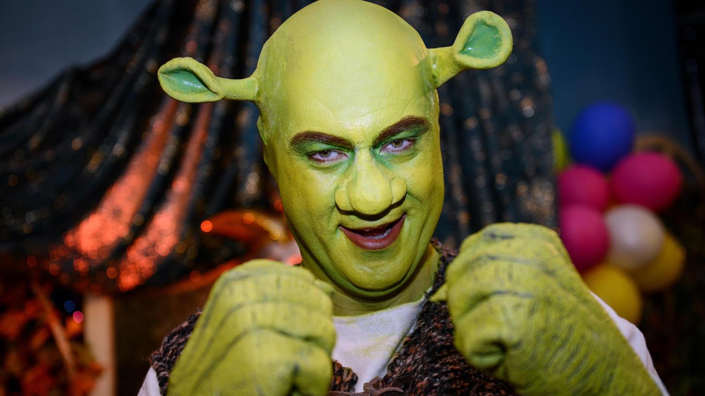 Markus Söder bei der "Fastnacht in Franken" 2014 als Shrek. 