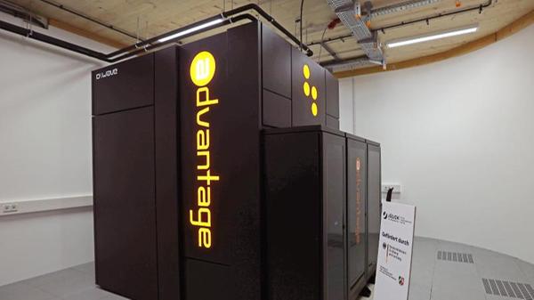 Start für neuen Quantencomputer am Forschungszentrum Jülich_urn-newsml-dpa-com-20090101-220117-99-743748_large_4_3.jpg