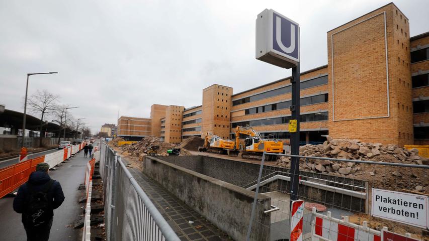 Nürnberg: Ärger um gesperrten Zugang zur U-Bahn vor Nürnberg: Ärger um gesperrten Zugang zur U-Bahn vor
