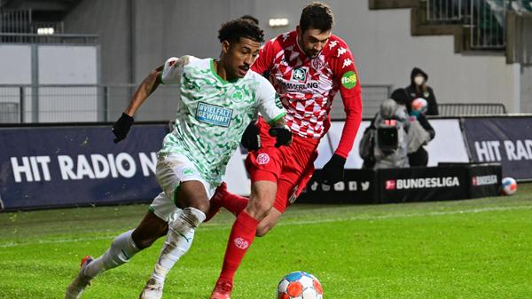 Sein bestes Spiel im Fürther Trikot. Zeigte beim 1:0 mit starker Ballan- und Mitnahme sowie noch besserem Abschluss endlich mal seine ganze Klasse. Auch gegen den Ball immer mit der nötigen Härte und Präsenz - und beim 2:0 mit klugem Laufweg und guter Hereingabe. Bester Fürther.