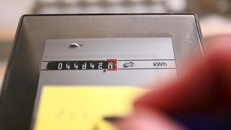 Die Bundesregierung plant eine Gesetzesreform von Strom- und Gasverträgen. Die Bundesregierung plant eine Gesetzesreform von Strom- und Gasverträgen.