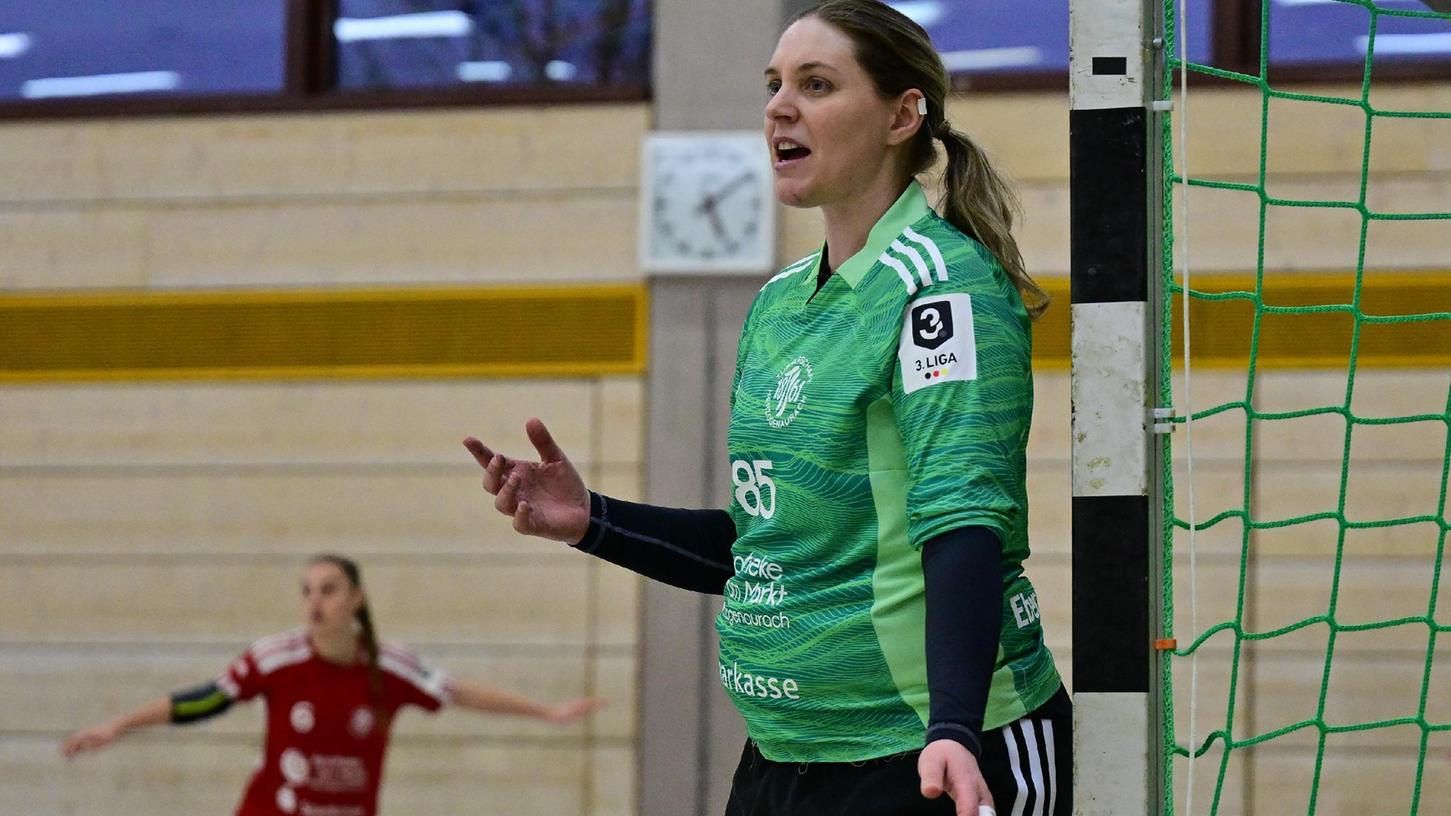 Hat viel Erfahrung im Tor und ist zunächst durch nichts zu verunsichern: Martina Ebersberger.
Hat viel Erfahrung im Tor und ist zunächst durch nichts zu verunsichern: Martina Ebersberger.
